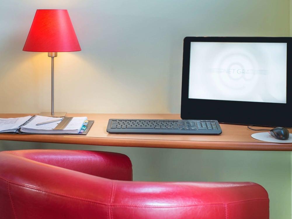 B&B Hotel Les Sables-D'Olonne Centre Gare المظهر الخارجي الصورة